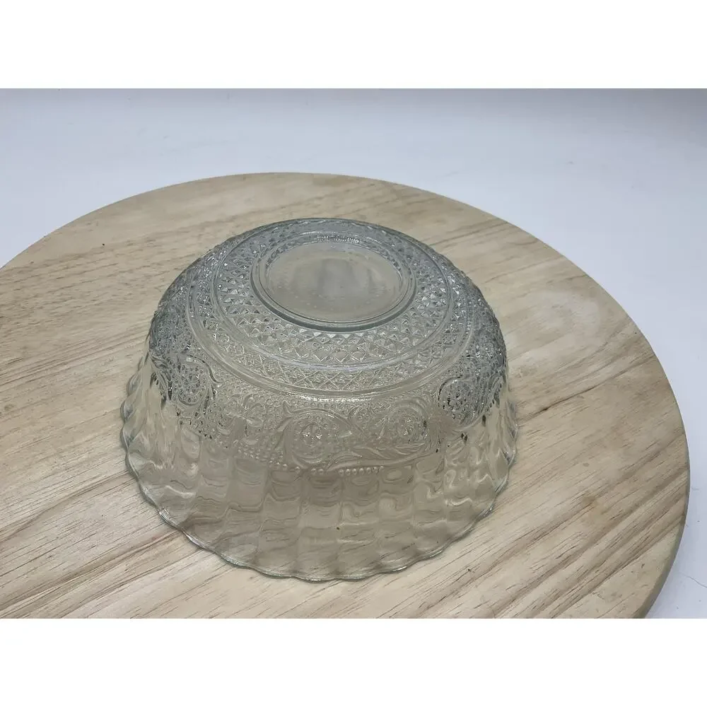 Clear Glass Serving Bowl Round Geometric Pressed Pattern Kitchen Decor‎ Tabletop